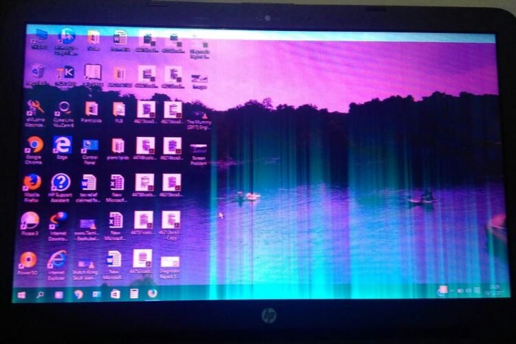 Can heat actually damage a laptop screen?