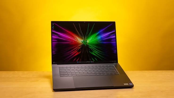 Razer Blade 16 (2026, Intel version)
