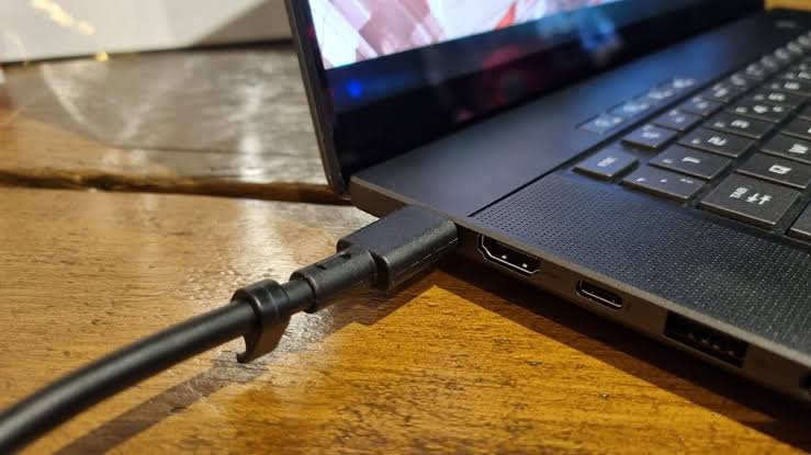Is it bad to keep your laptop plugged in all the time?
