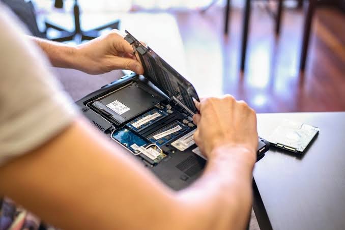 Why the rules focus on the battery, not the laptop