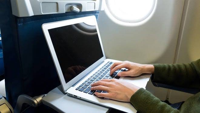 Do airlines set their own laptop limits?