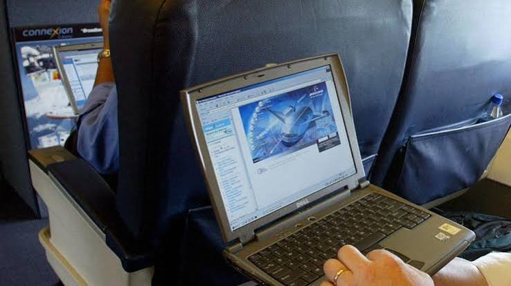 Using your laptops during the flight