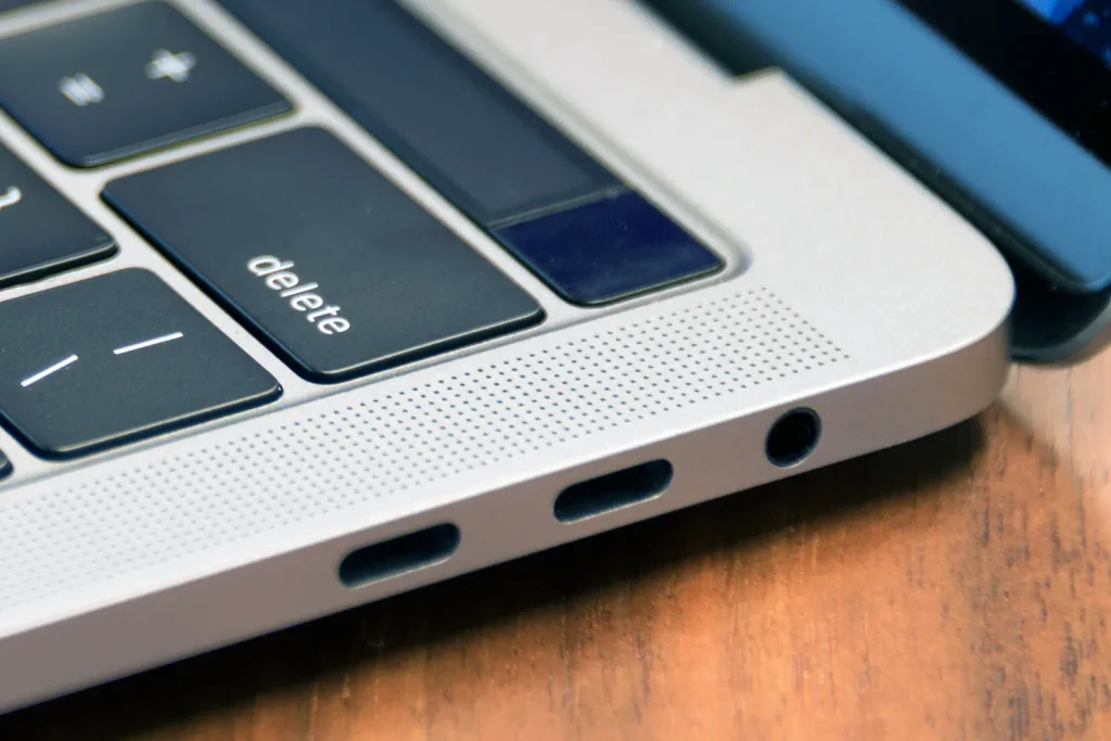 What the Thunderbolt port looks like